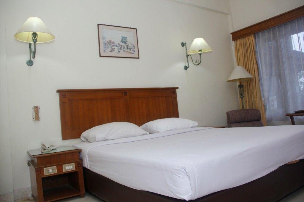 Hotel Parama Puncak Eksteriør billede