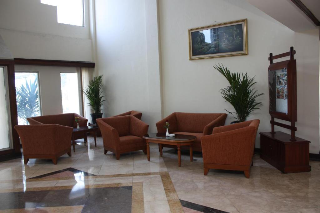 Hotel Parama Puncak Eksteriør billede
